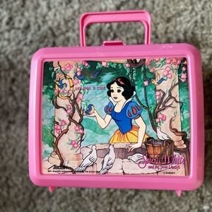 Vintage Disney's Snow White Plastic Lunch Box & Thermos Aladdin Pink